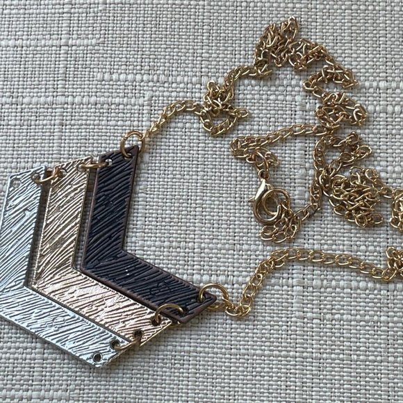 Women Necklace Tri Color Pendant Fashion Necklace Jewelry Silver Gold Brown - Picture 3 of 9